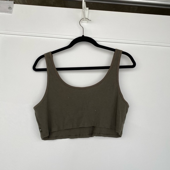 TNA khaki cropped tank - size M - Picture 3 of 4